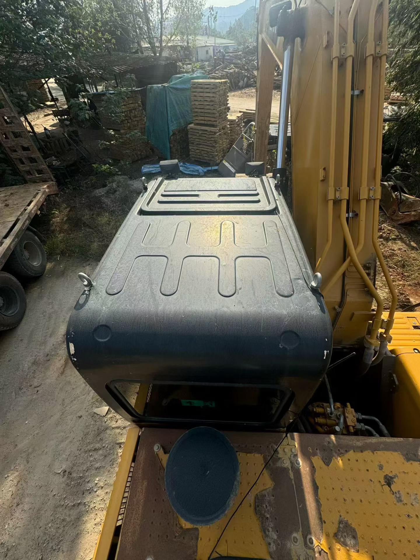 شراء حفارة Sany SY215C مستعملة / 7