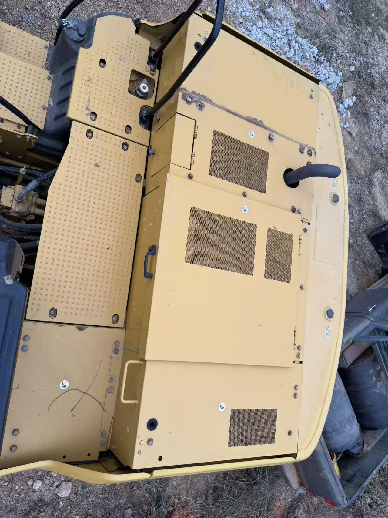 Buy Caterpillar 320GC Used Excavator / 5