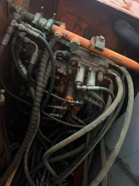 Buy Hitachi ZX60 Used Excavator / 1