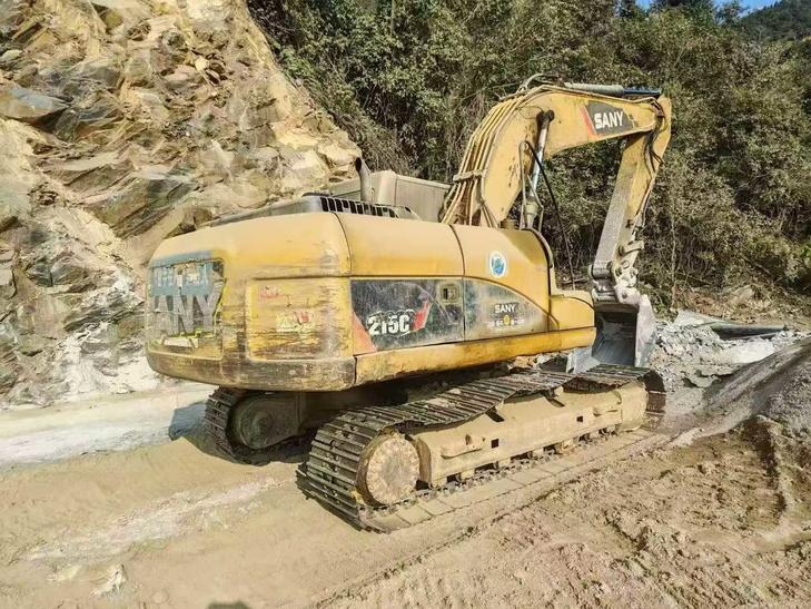 Buy Caterpillar 320D Used Excavator / 1