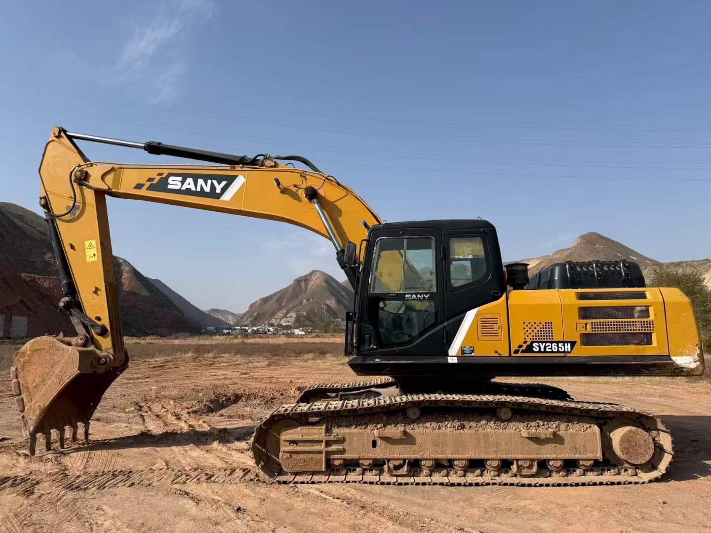Buy Sany SY265C Used Excavator / 2