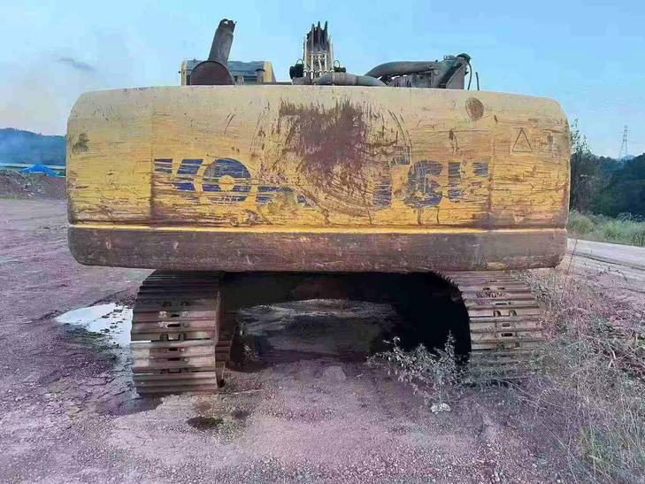 Buy Komatsu Used Excavator / 1