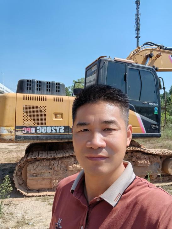 Buy Sany SY205C Used Excavator / 1