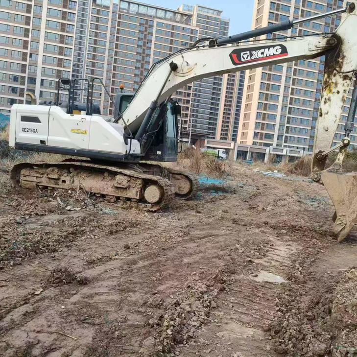 Buy XCMG XE215 Used Excavator / 1