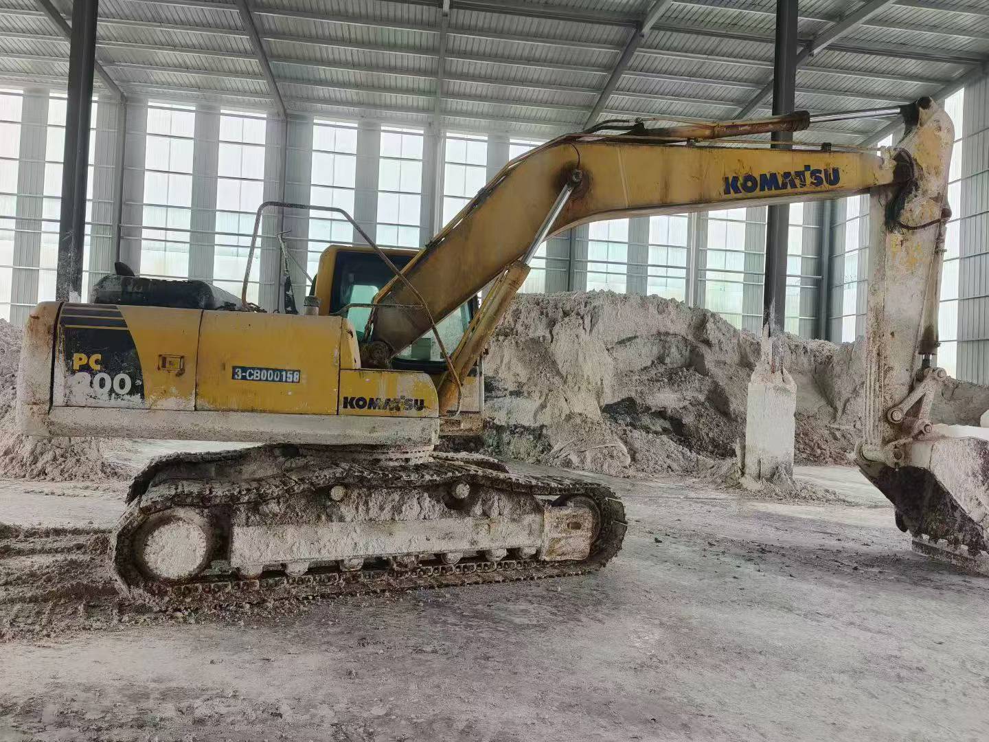 Buy Komatsu PC200 Used Excavator / 2