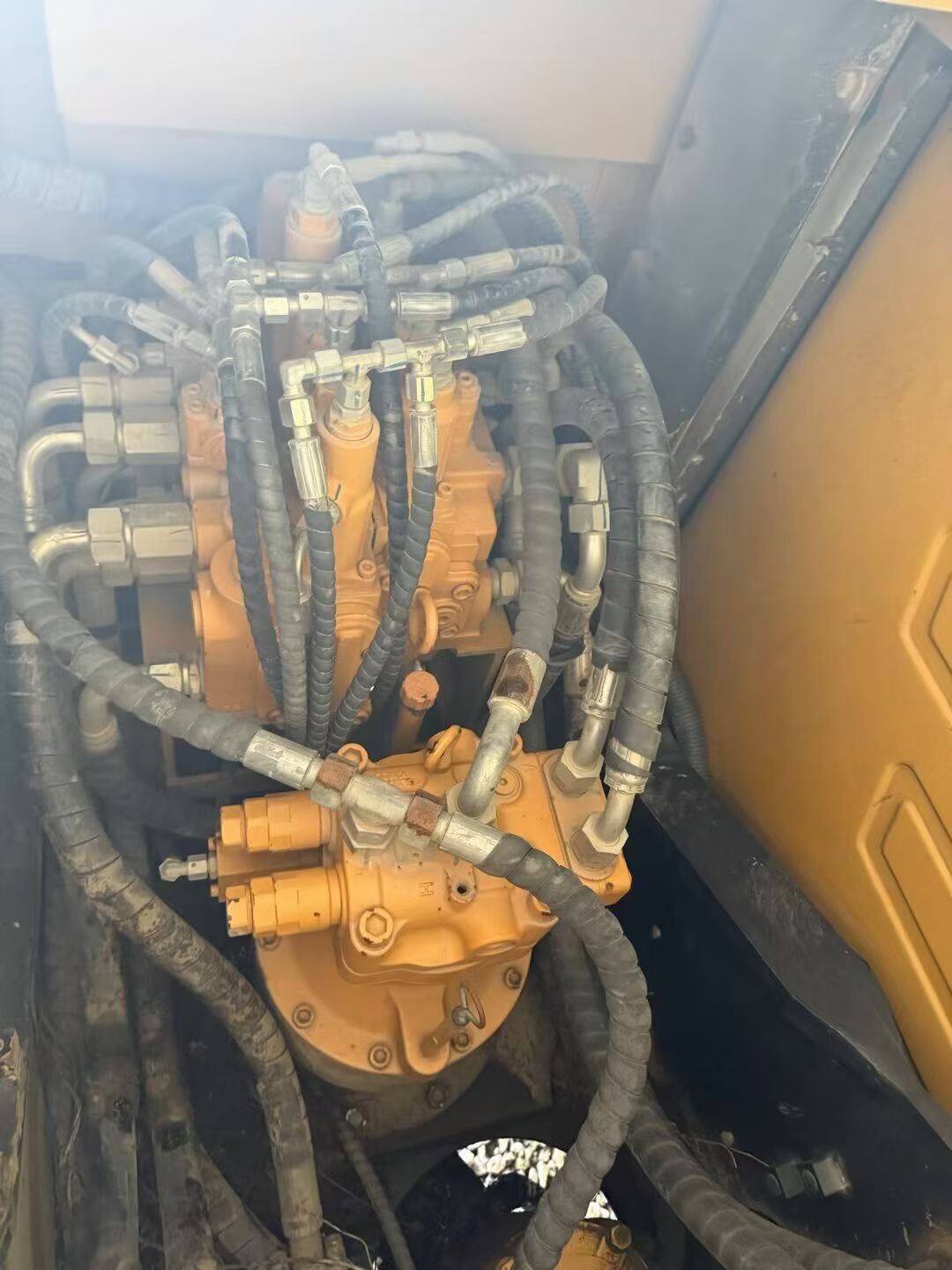 Buy Sany SY115C Used Excavator / 4