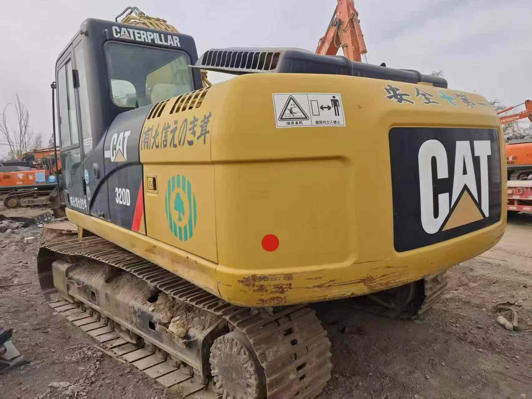Buy Caterpillar 320D Used Excavator / 5