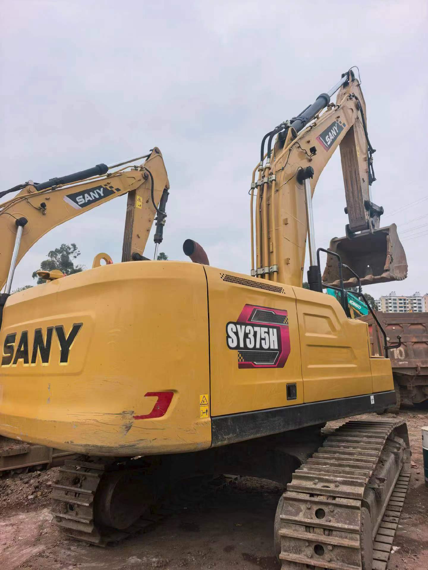 Buy Sany SY375H Used Excavator / 8