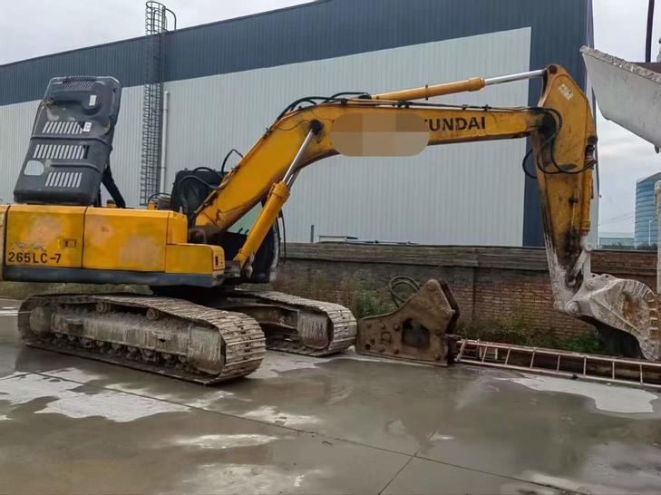Buy Hyundai R225-7 Used Excavator / 1