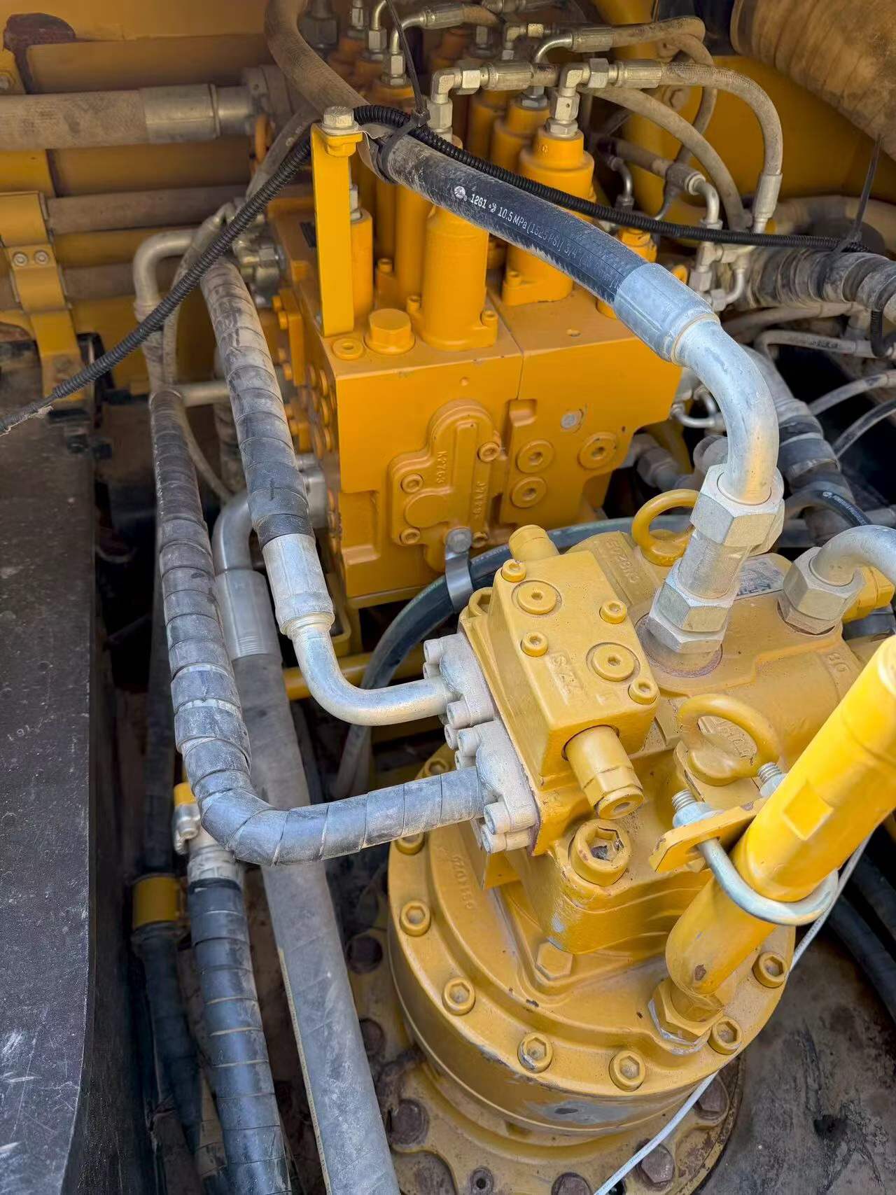 Buy Sany SY265C Used Excavator / 6