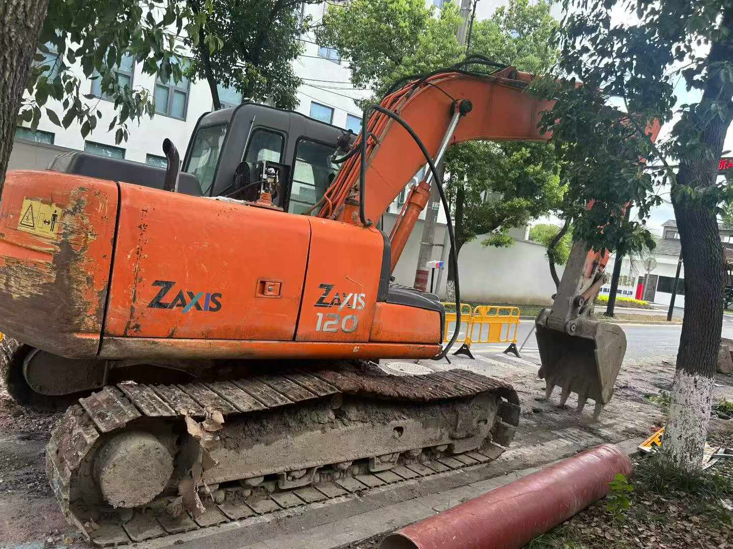Buy Hitachi EX120-6 Used Excavator / 2