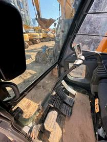 Buy Kato HD820V Used Excavator / 7 Buy Kato HD820V Used Excavator / 7