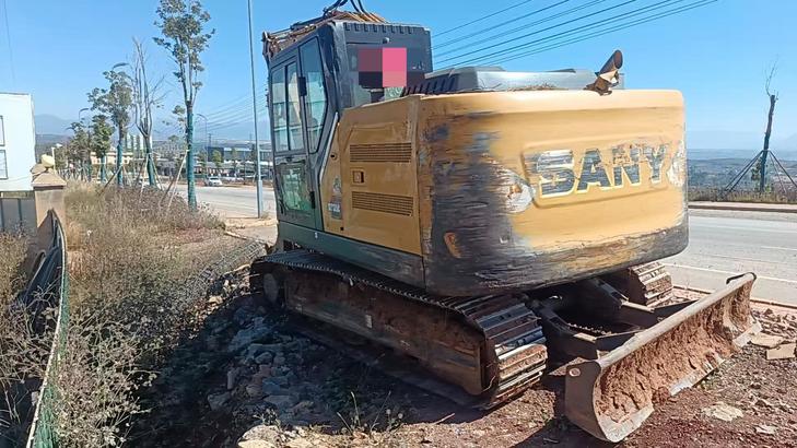 Buy Sany SY135 Used Excavator / 1