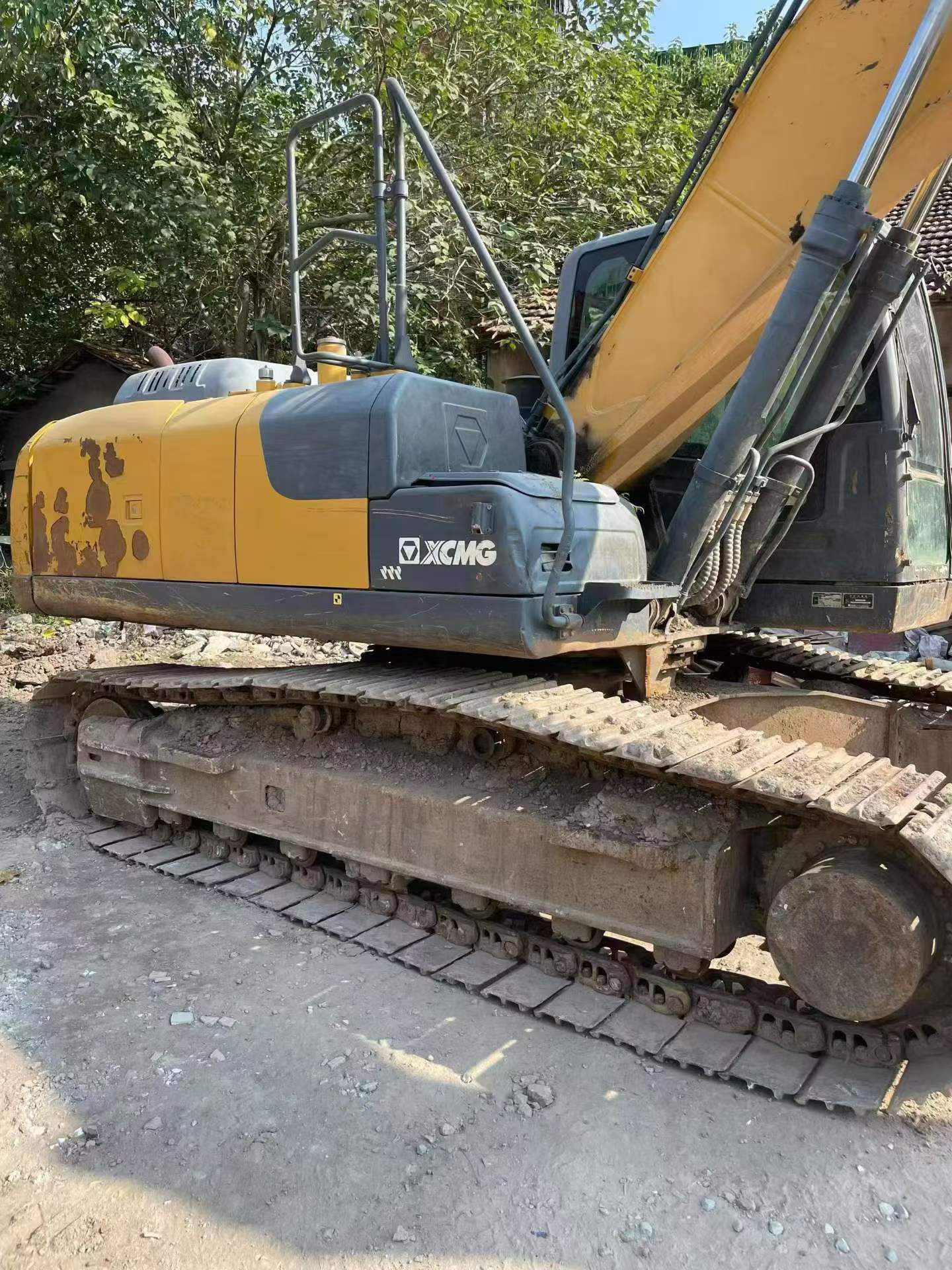 Buy XCMG XE200 Used Excavator / 3