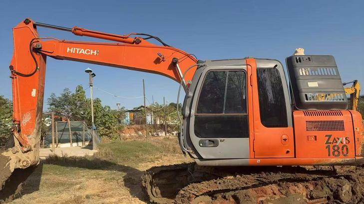 Buy Hitachi EX120 Used Excavator / 1