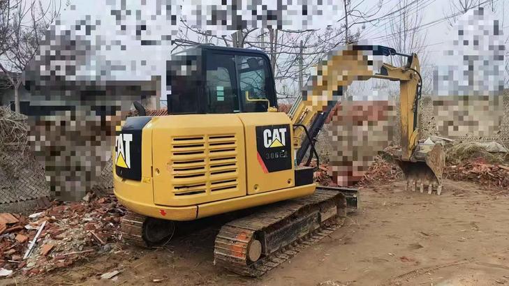 Buy Caterpillar 305.5 Used Excavator / 1