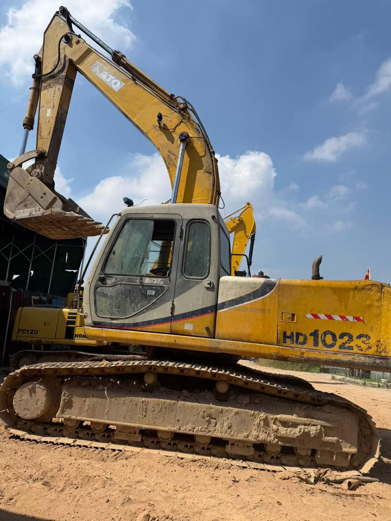 Buy Kato Used Excavator / 2