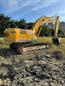Buy Kobelco SK200-10 Used Excavator / 2 Buy Kobelco SK200-10 Used Excavator / 2