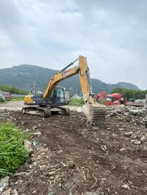 Buy XCMG XE215 Used Excavator / 2 Buy XCMG XE215 Used Excavator / 2