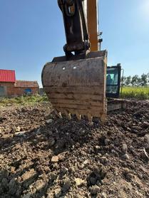 Buy Sany SY205C Used Excavator / 3 Buy Sany SY205C Used Excavator / 3