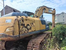 Buy XCMG XE200 Used Excavator / 2 Buy XCMG XE200 Used Excavator / 2