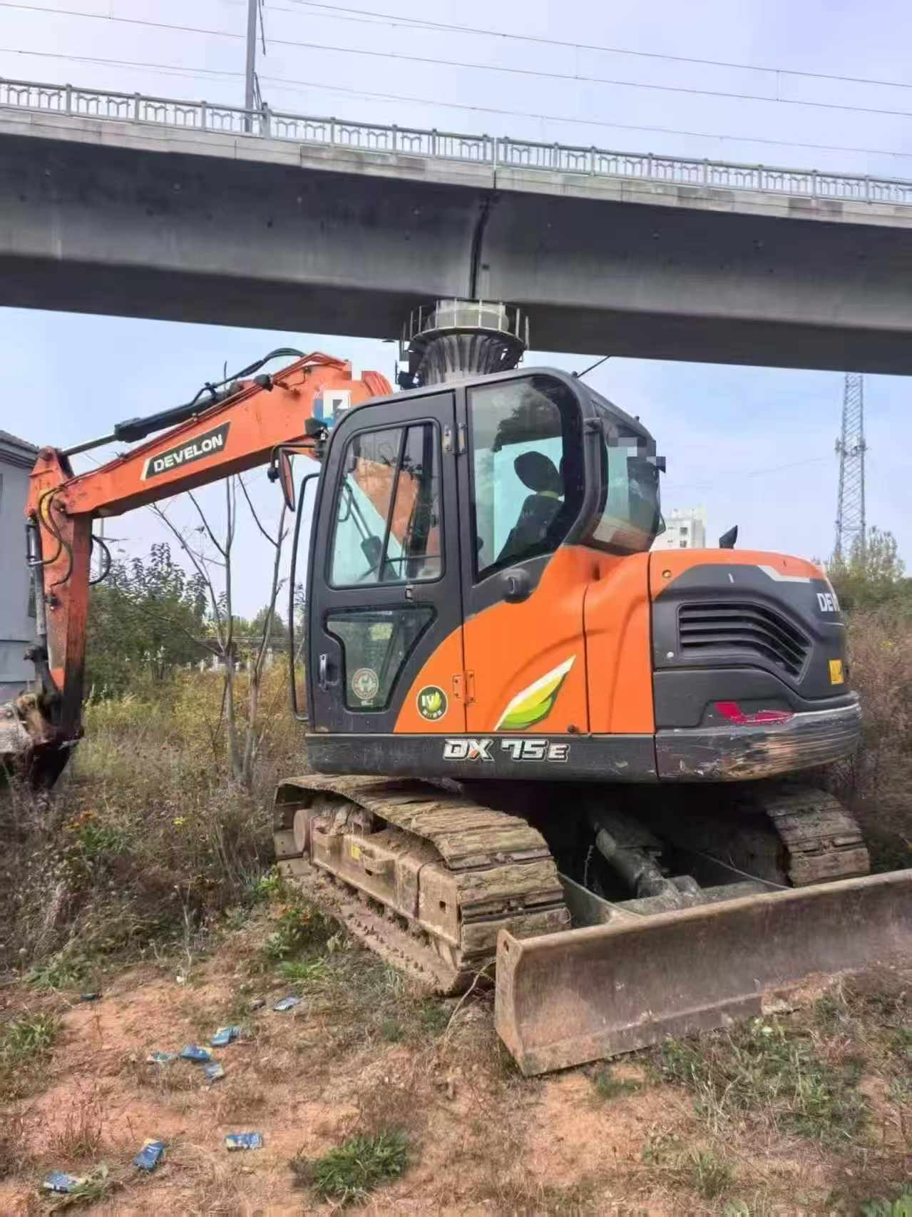 Buy Doosan DX75 Used Excavator / 2