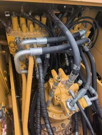 Buy Caterpillar 320D Used Excavator / 4 Buy Caterpillar 320D Used Excavator / 4
