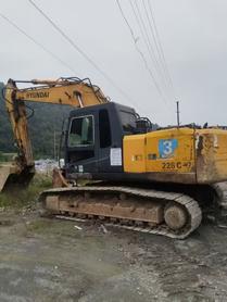 Buy Hyundai R225-7 Used Excavator / 7 Buy Hyundai R225-7 Used Excavator / 7
