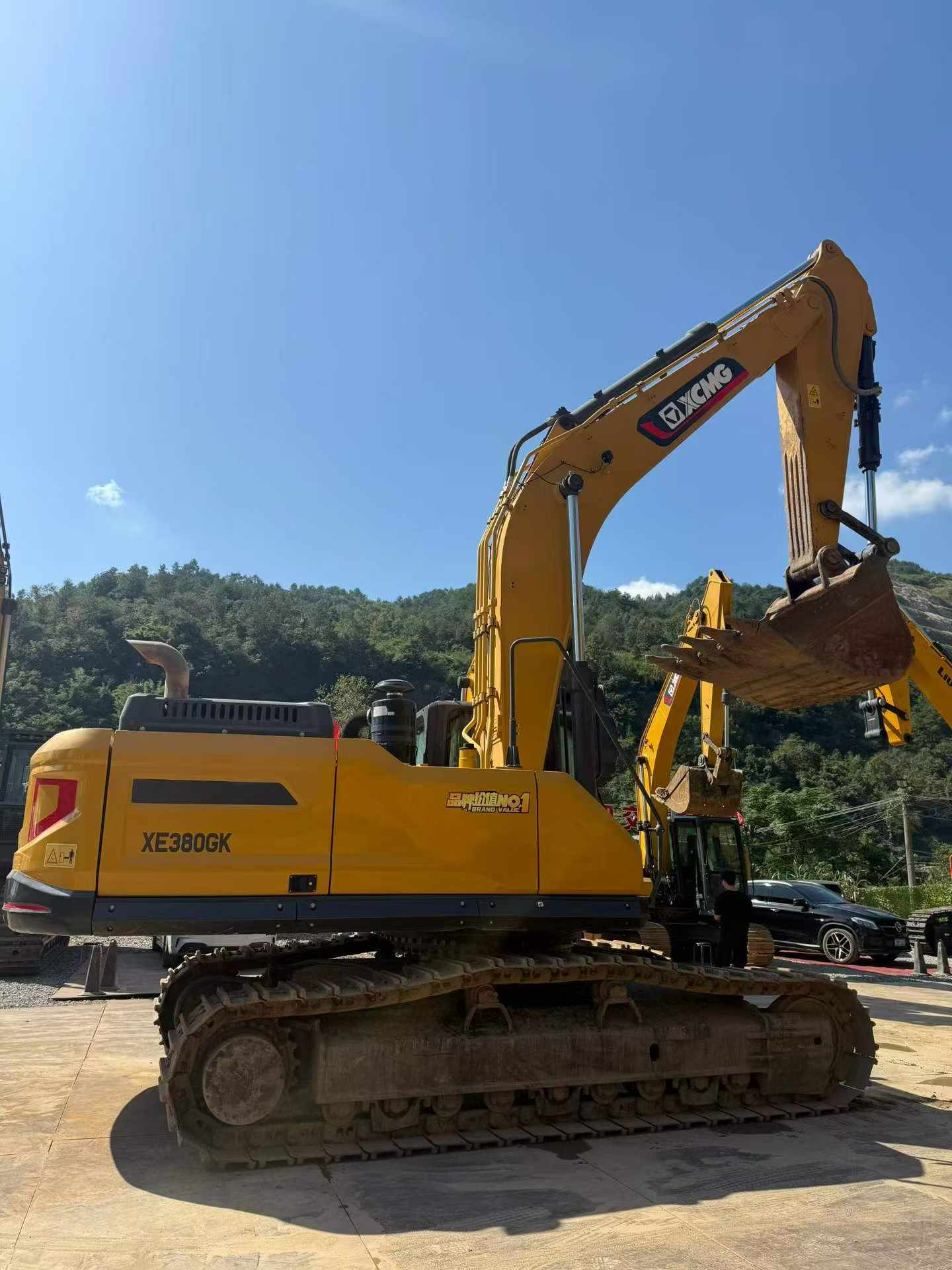 Buy XCMG XE380GK Used Excavator / 3
