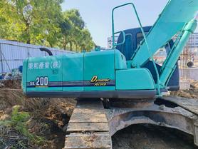 Buy Kobelco SK200-10 Used Excavator / 2 Buy Kobelco SK200-10 Used Excavator / 2