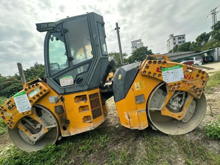 Buy Sany Used Excavator / 1
