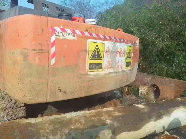 Buy Hitachi ZX450-6 Used Excavator / 1
