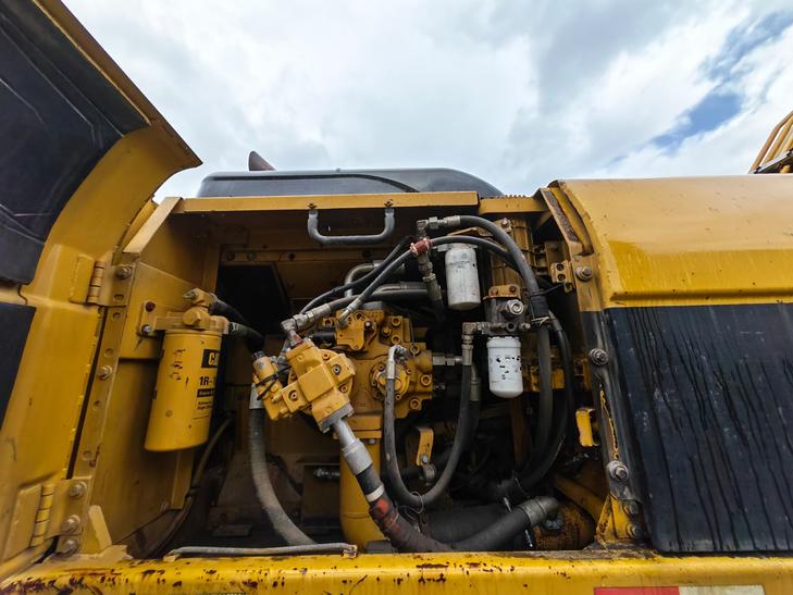 Buy Caterpillar 336E Used Excavator / 1