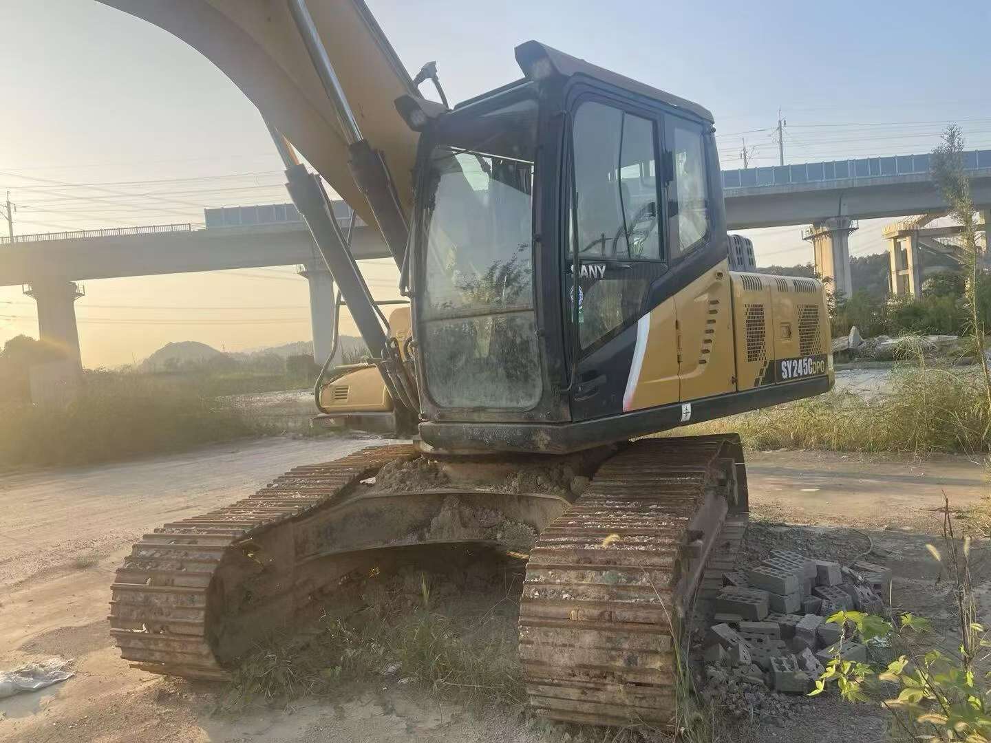 Buy Sany SY205C Used Excavator / 5