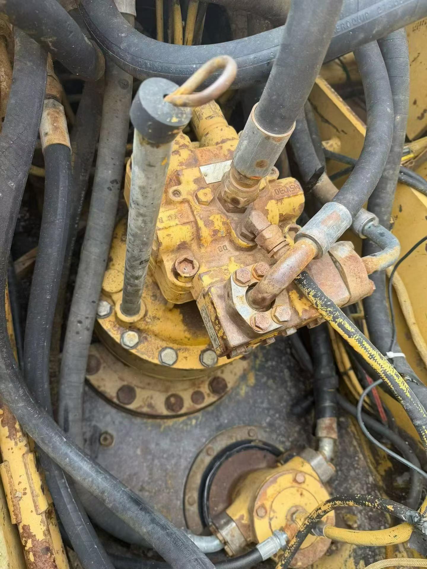 Buy Caterpillar 320A Used Excavator / 6