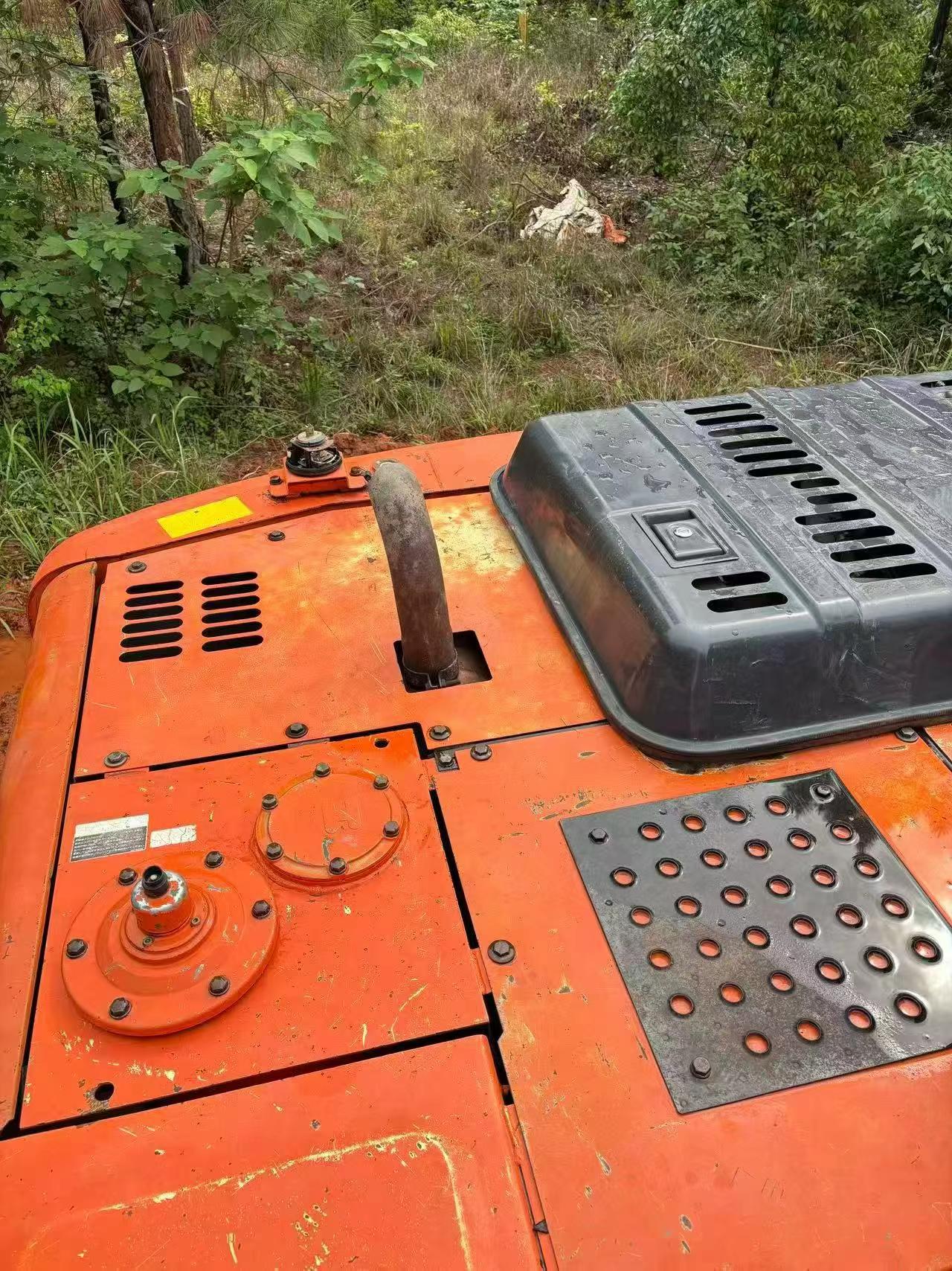 Buy Hitachi EX120-6 Used Excavator / 6