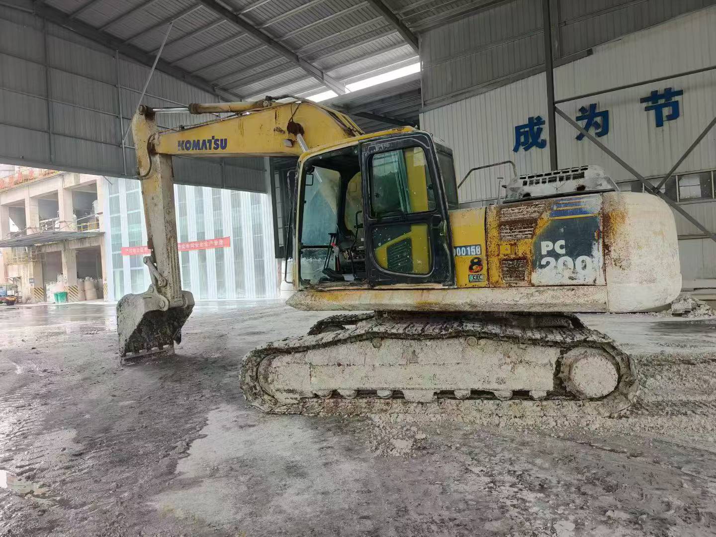 Buy Komatsu PC200 Used Excavator / 9
