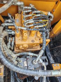 Buy Sany SY135 Used Excavator / 4 Buy Sany SY135 Used Excavator / 4