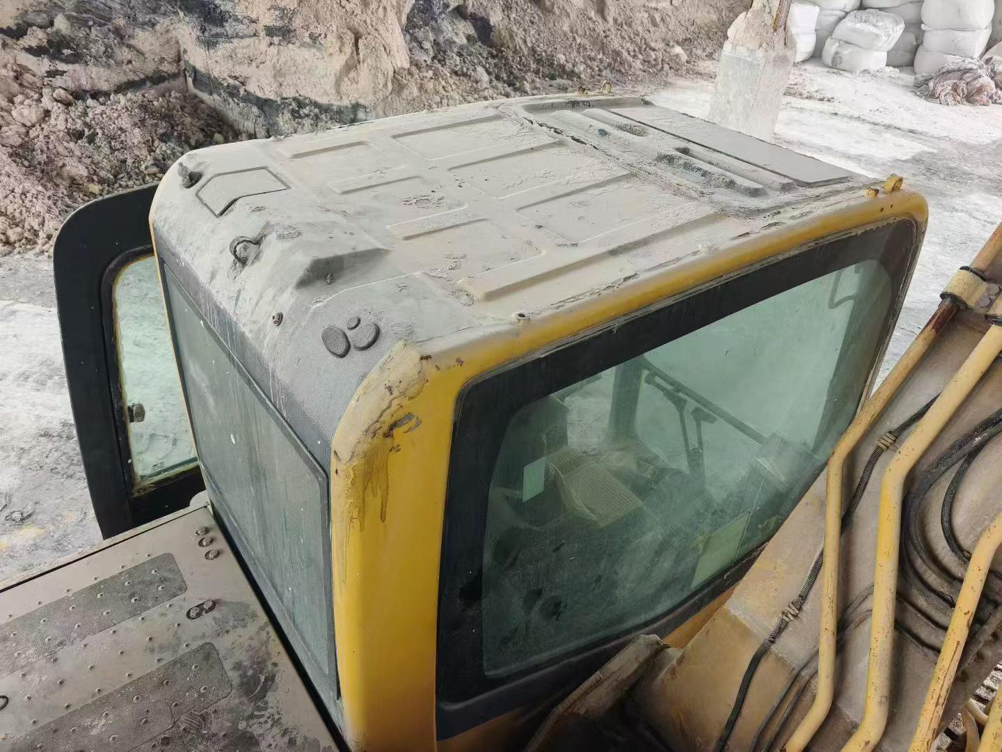 Buy Komatsu PC200 Used Excavator / 7