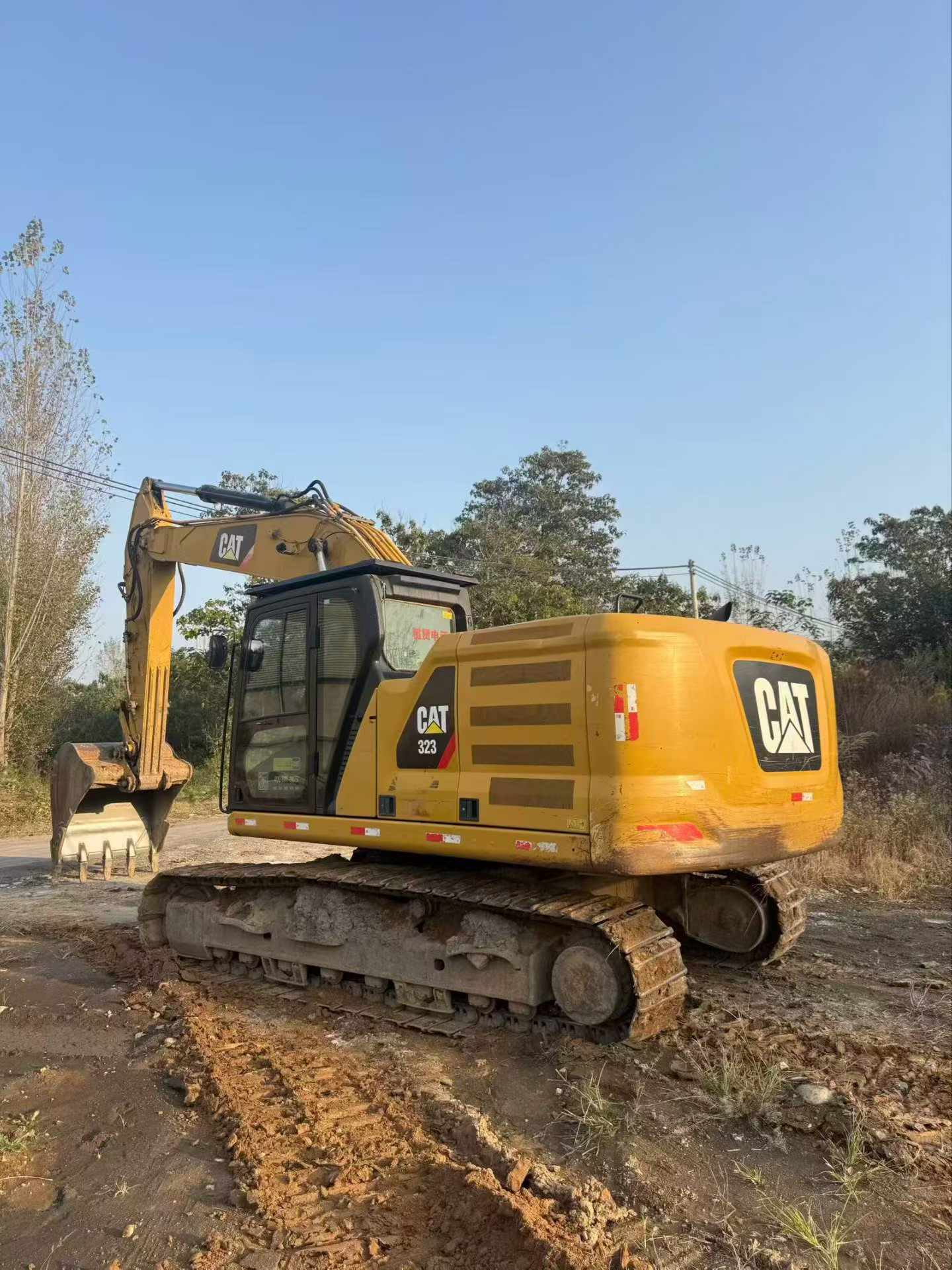Buy Caterpillar 323 Used Excavator / 2