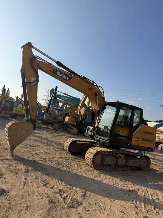 Buy Sany SY135 Used Excavator / 1