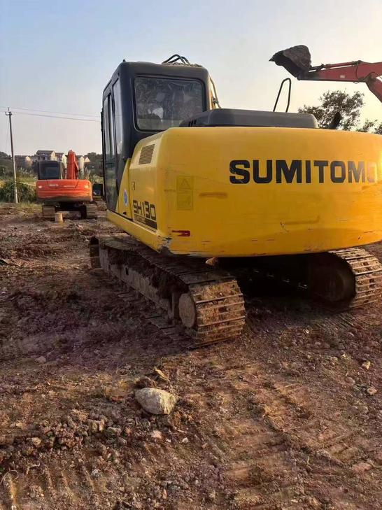 Buy Sumitomo SH130-5 Used Excavator / 1