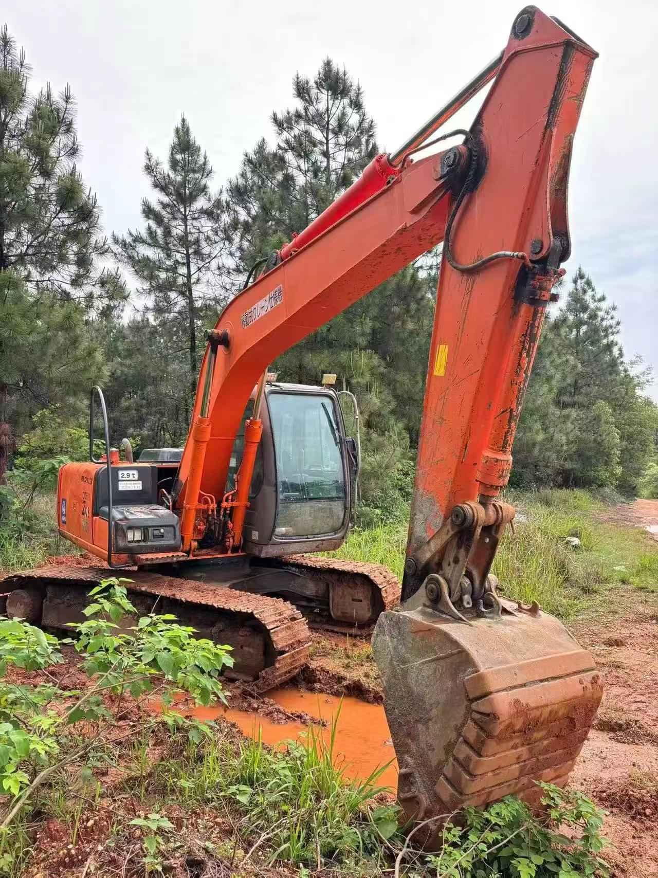 Buy Hitachi EX120-6 Used Excavator / 5