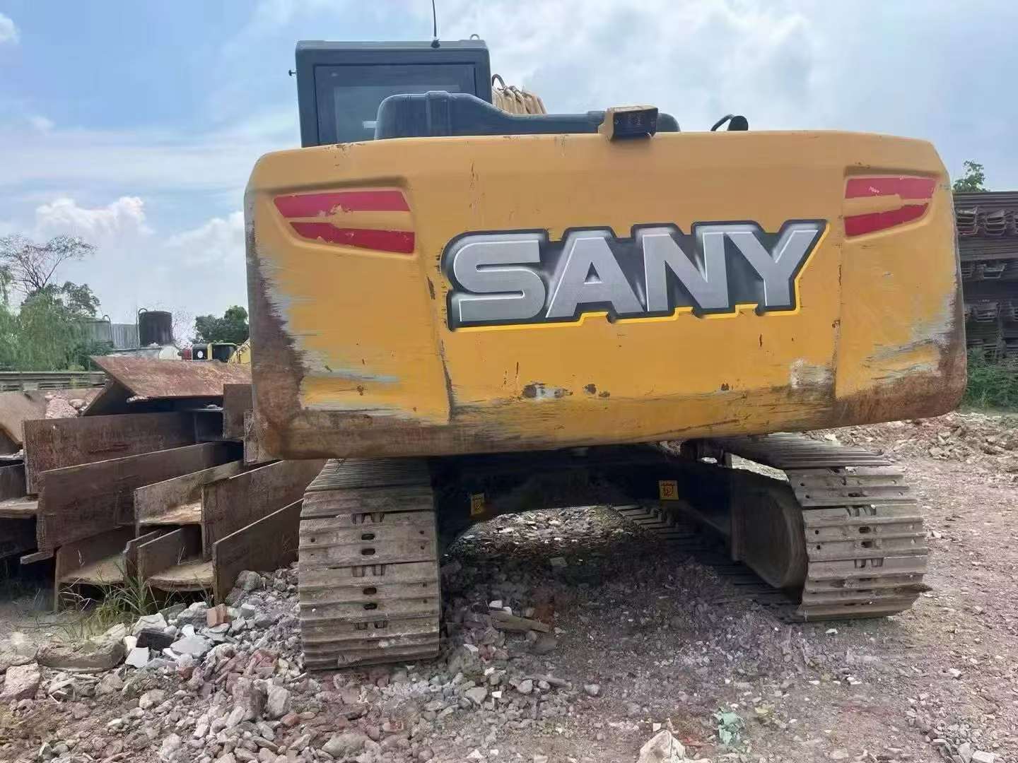 Buy Sany SY135 Used Excavator / 3