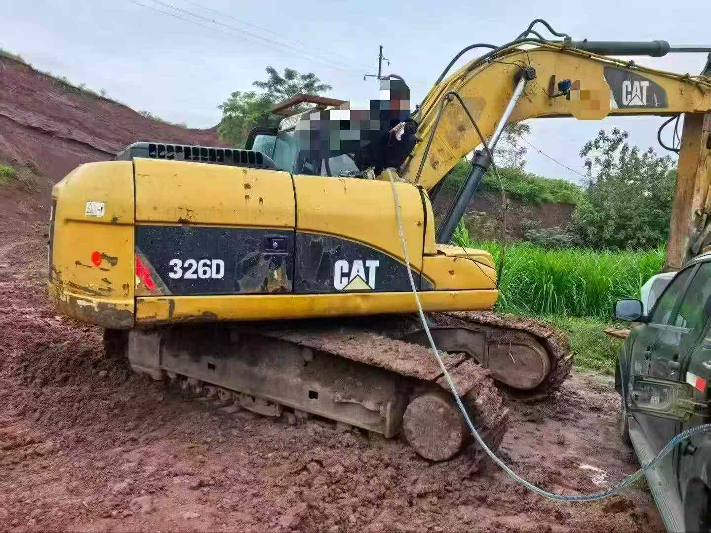 Buy Caterpillar 320D Used Excavator / 4