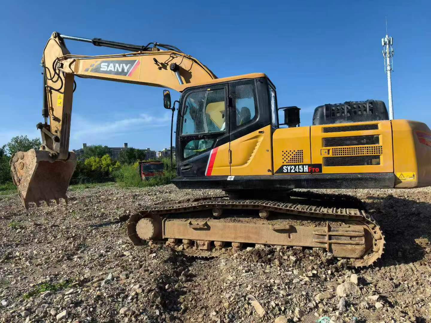 Buy Sany SY245H Used Excavator / 9