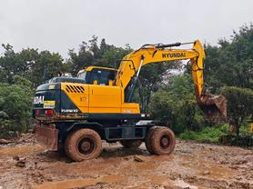 Buy Hyundai R150-7 Used Excavator / 2 Buy Hyundai R150-7 Used Excavator / 2