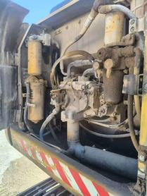 Buy Caterpillar 323DL Used Excavator / 6 Buy Caterpillar 323DL Used Excavator / 6