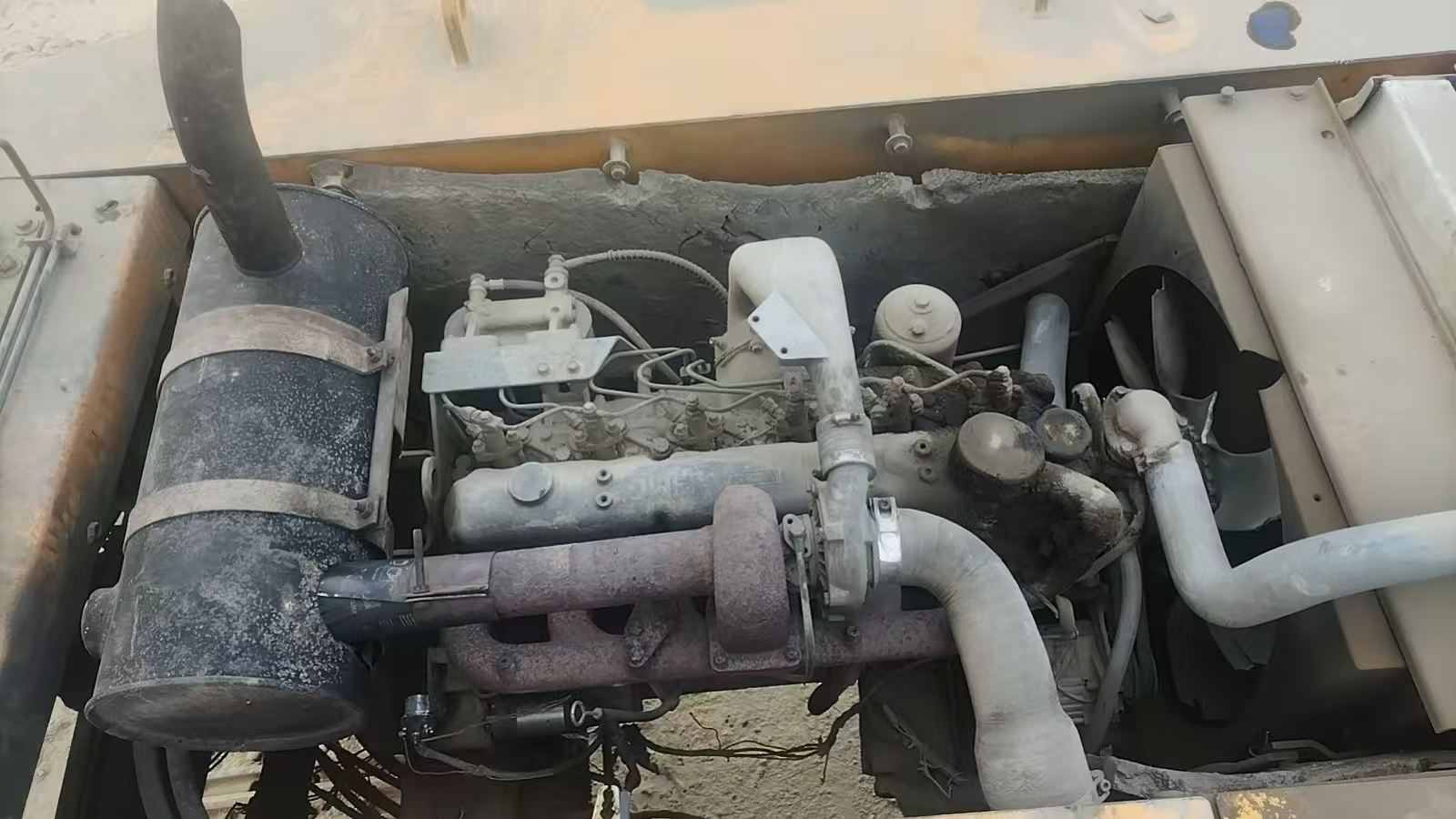 Buy Hyundai R215-7 Used Excavator / 6