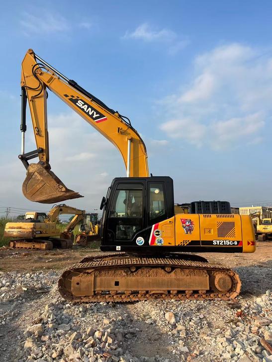 Buy Sany SY215C Used Excavator / 1